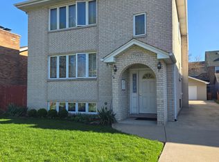 7543 W Douglas Ave APT 2, Summit, IL 60501
