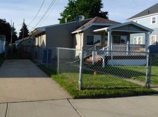 2205 Kosciuszko Ave, Bay City, MI 48708