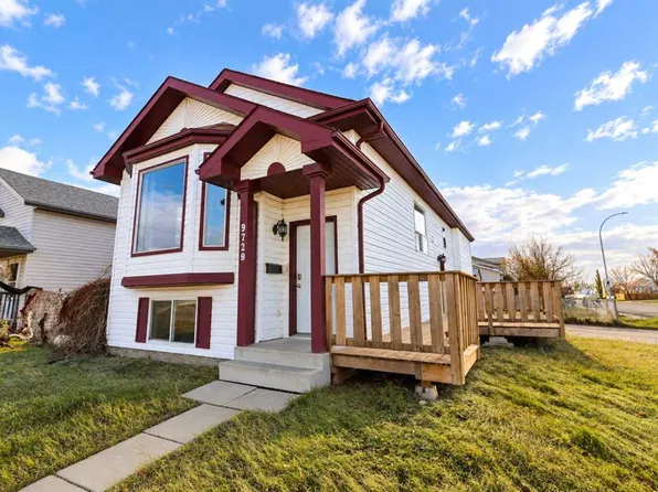 9729 N 126th Ave, Grande Prairie, AB T8V 7H6