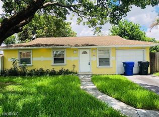 8201 SW 5th Ct, Pompano Beach, FL 33068