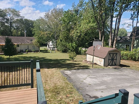 Shed & Basketball Goal
