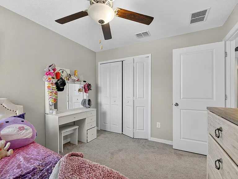 824 Royal Empress Dr — Photo 34