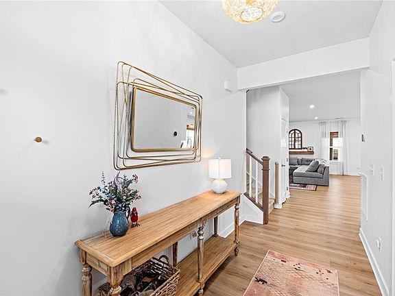 3rd image of 209 Furness Dr