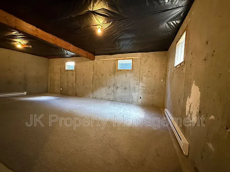 919 1st Ave SW #4 — Photo 34
