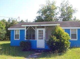 376 Roosevelt St, Elloree, SC 29047