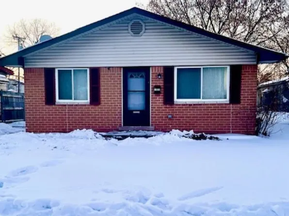 28059 Schram St, Roseville, MI 48066