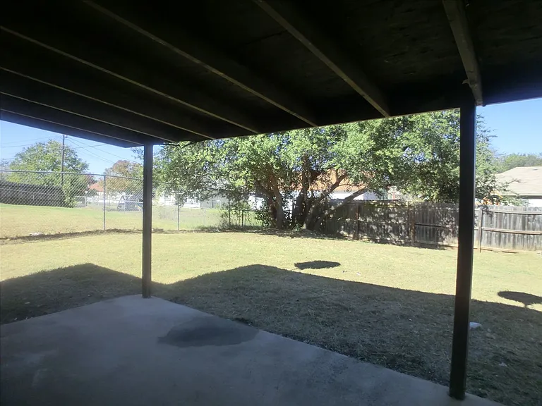 302 Sorrel Dr. — Photo 17