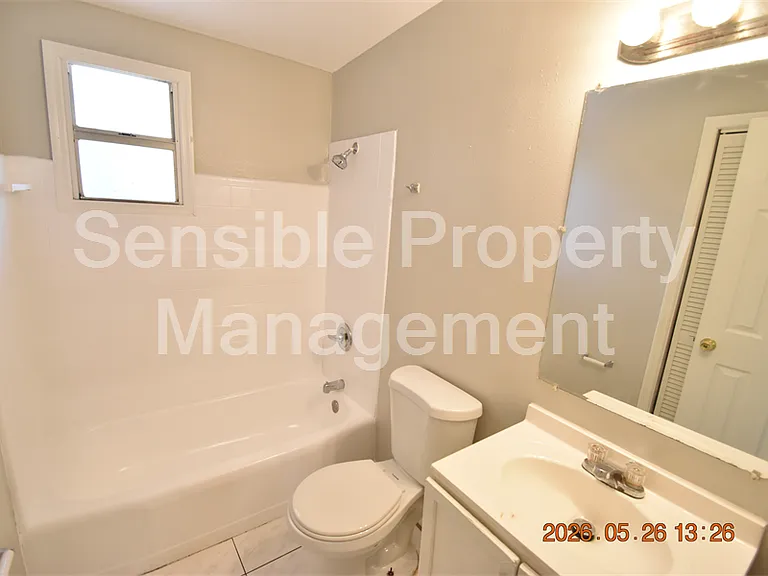 4011 W Marietta St — Photo 30