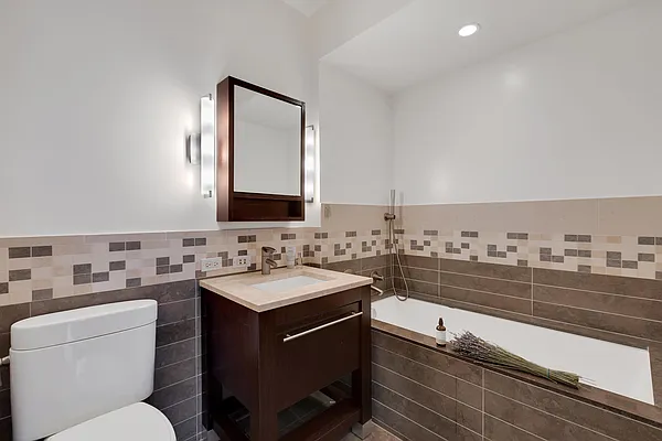 Rented by Compass | media 20