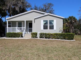 242 Navajo Dr, Oak Hill, FL 32759