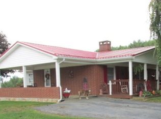 224 Providence Rd, Fries, VA 24330