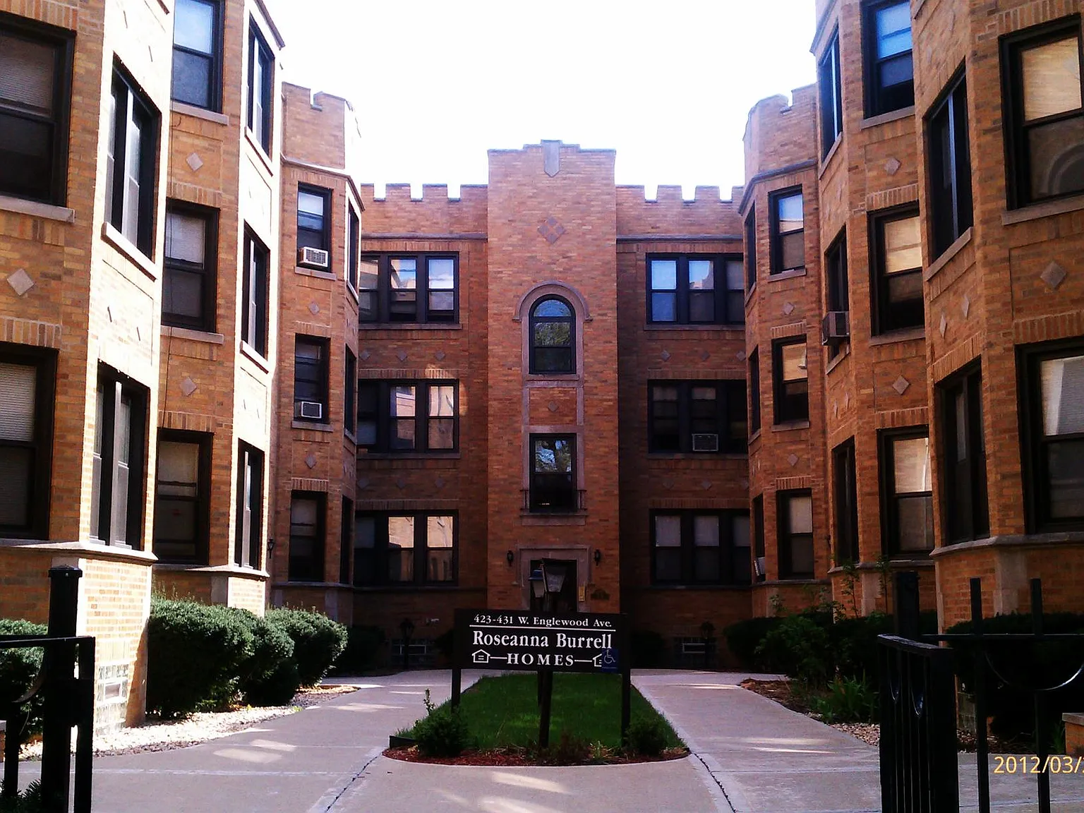 Studio, 630 sqft, $575 — Photo 1