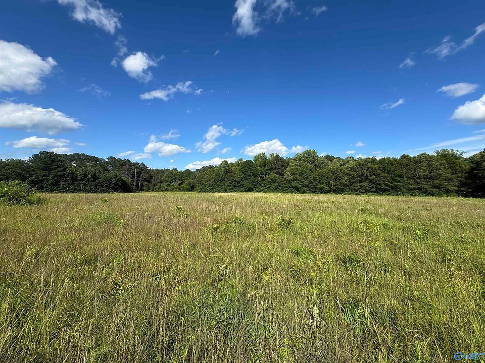 2nd image of 391 Rabbit Town Rd