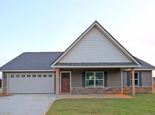 258 Gala Ln, Inman, SC 29349