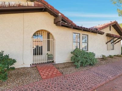 611 Sea Pines Ln, Las Vegas, NV, 89107