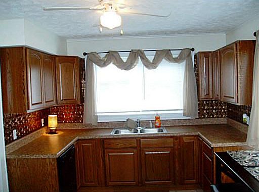 2nd image of 304 66th St SE