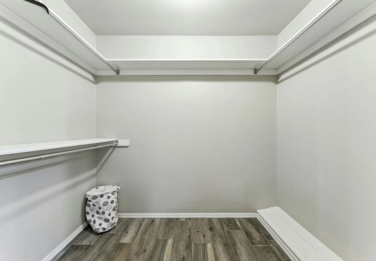 1508 Glenbrook Drive, Unit 1508 Glenbrook Drive — Photo 3