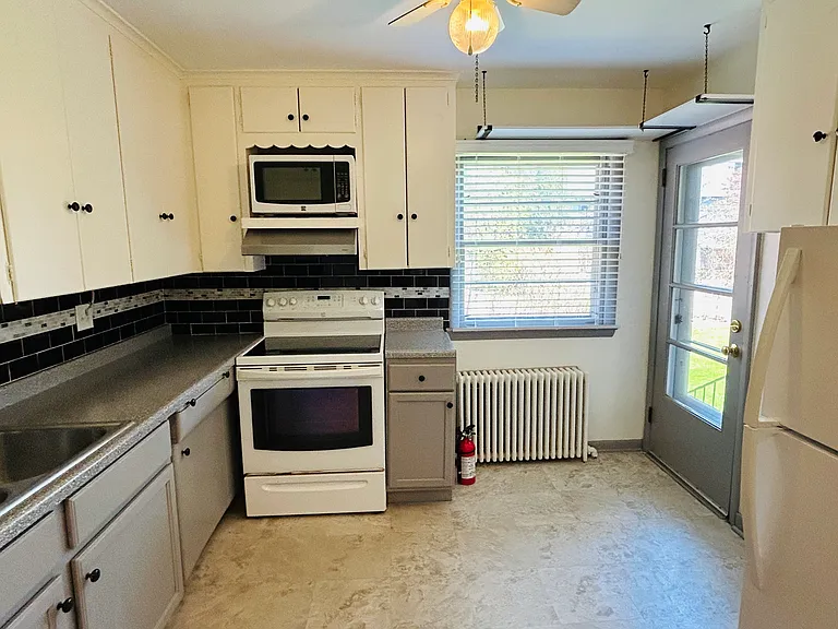 5090 London Rd #1 — Photo 15
