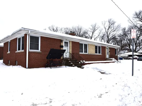 123-125 W Sunset Dr, Villa Park, IL 60181