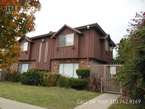 127 E Buckthorn St Photo 1