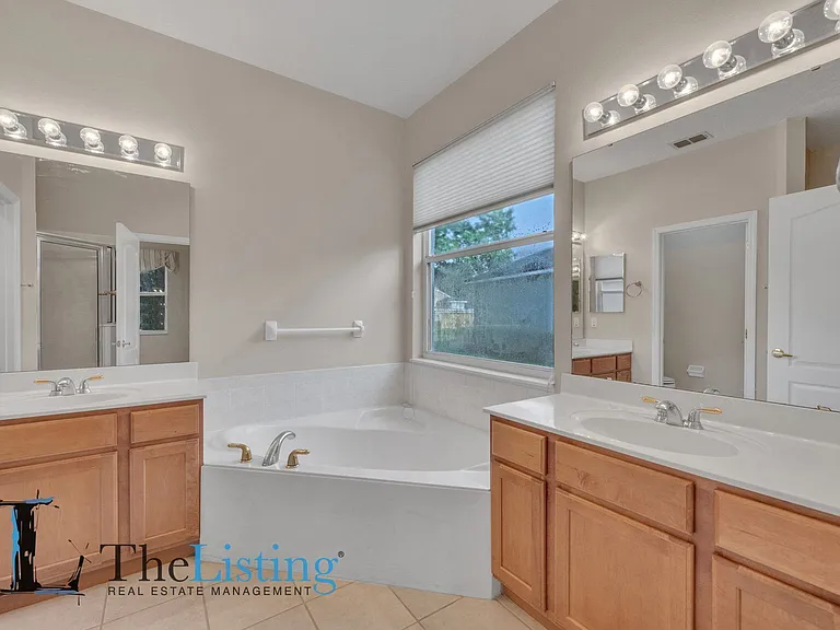 2872 Spring Heather Pl — Photo 19