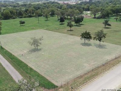 Willow Ave, Luling, TX, 78648