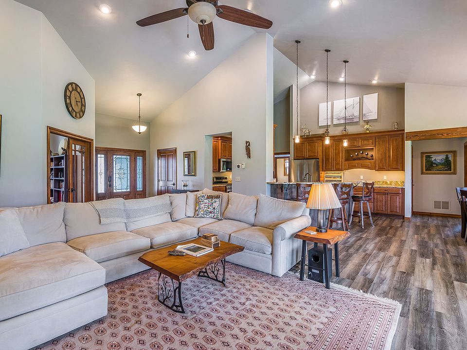 1st image of 367 Soaring Pines Trl