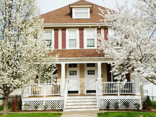 314 N Benton Ave, Saint Charles, MO 63301