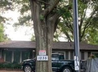 1235 Skyline Dr, Birmingham, AL 35214