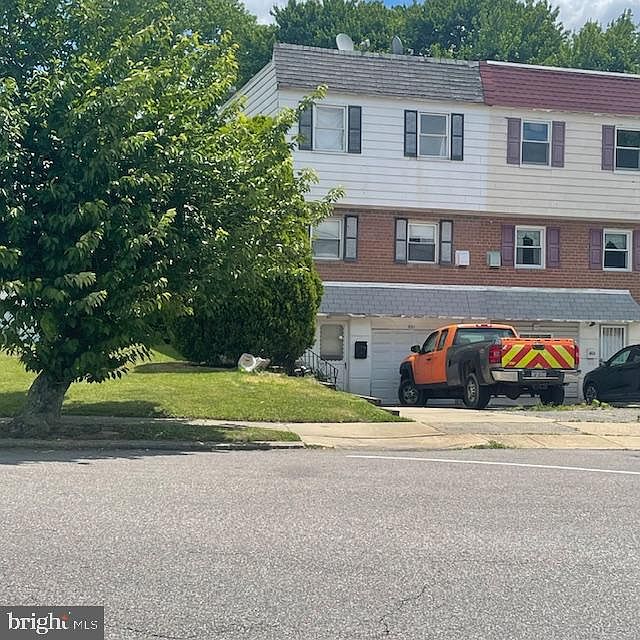 1st image of 801 Lawler St
