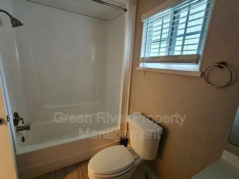 146 Phoenetia Dr — Photo 28