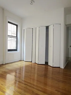 Rented by City Connections Realty | media 37