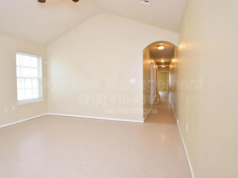 6025 S Madison Pl — Photo 5