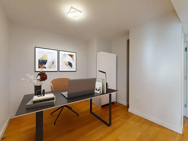 515 E 86th St #706 — Photo 11