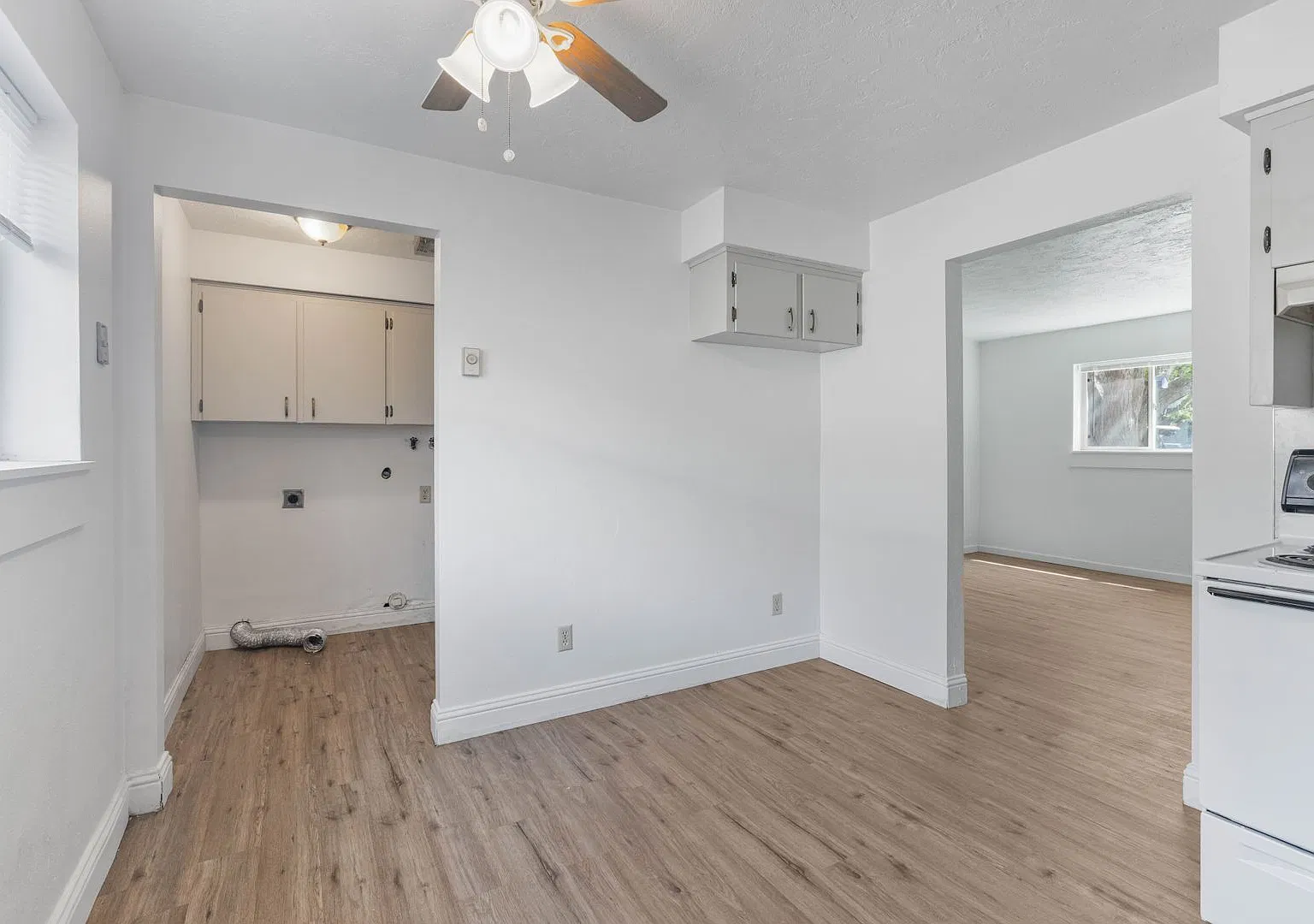 2 Bed 1 Bath Apartment with Garage in Idaho Falls — Photo 4