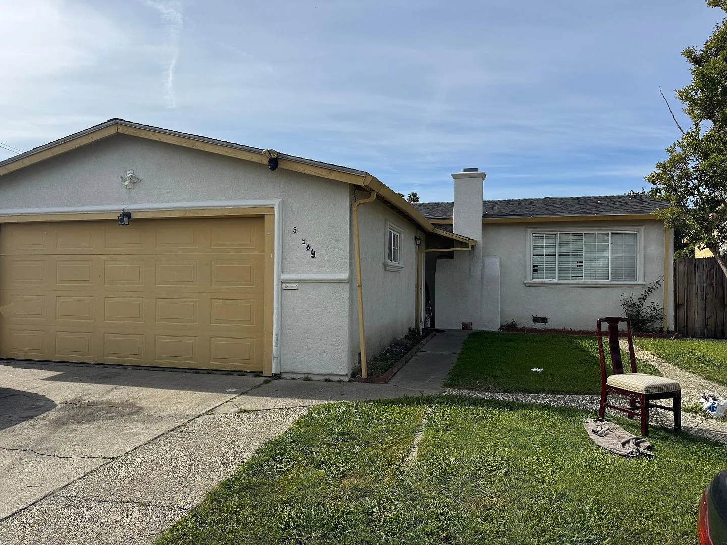 36569 Beutke Dr photo 1