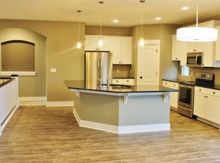 4521 Equestrian Dr, Hudsonville, MI 49426
