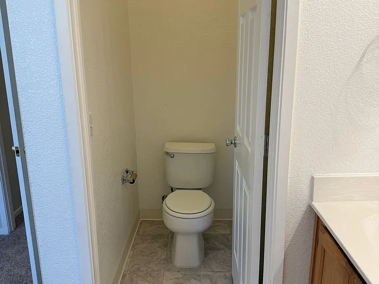 675 Bridgeford Dr — Photo 15