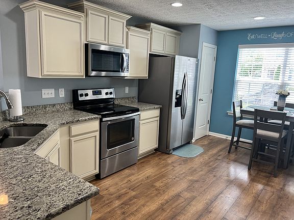 5th image of 3404 Nightshade Dr