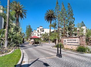 21450 Burbank Blvd APT 201, Woodland Hills, CA 91367