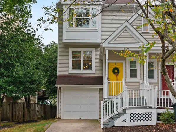 12124 Skip Jack Dr, Germantown, MD 20874