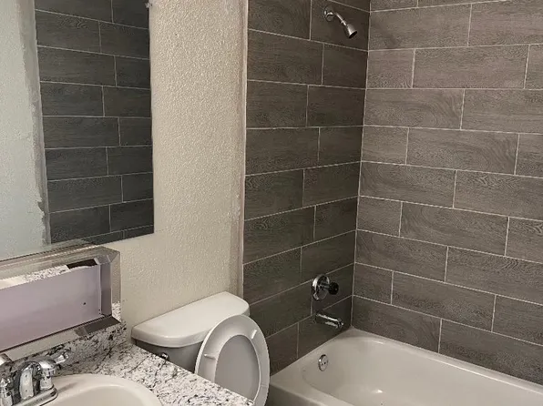 Vista Del Prado Apartments, 2529 W Campbell Ave #7eaebc327, Phoenix, AZ 85017