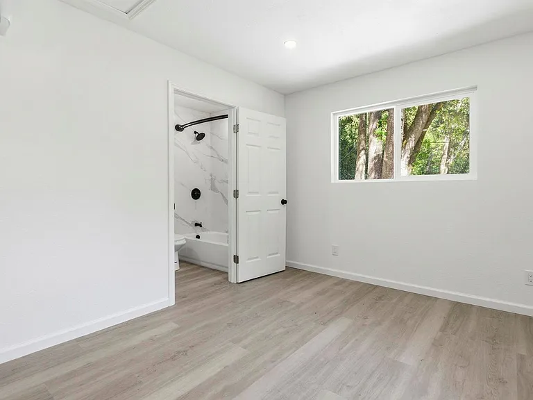2836 Kilkare Rd — Photo 19