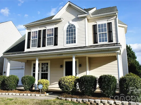 11729 Royal Castle Ct, Charlotte, NC 28277