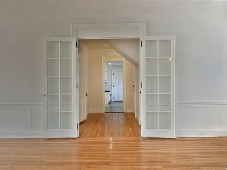 116 Linwood Ave — Photo 9