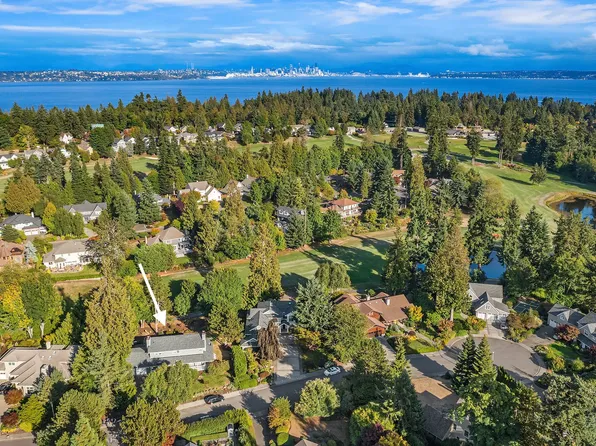 1116 Alexander Pl, Bainbridge Island, WA 98110