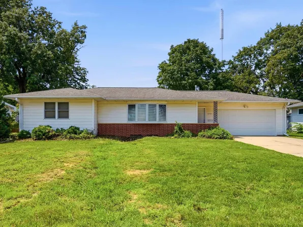 2724 Barton Ave, Waterloo, IA 50702