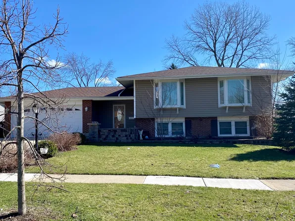 4145 Winston Dr, Hoffman Estates, IL 60192