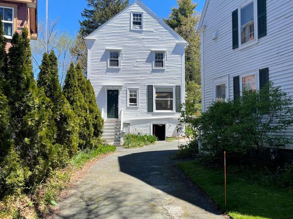 8 Union St #1