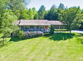 1144 Barefoot Rd, Hiawassee, GA 30546